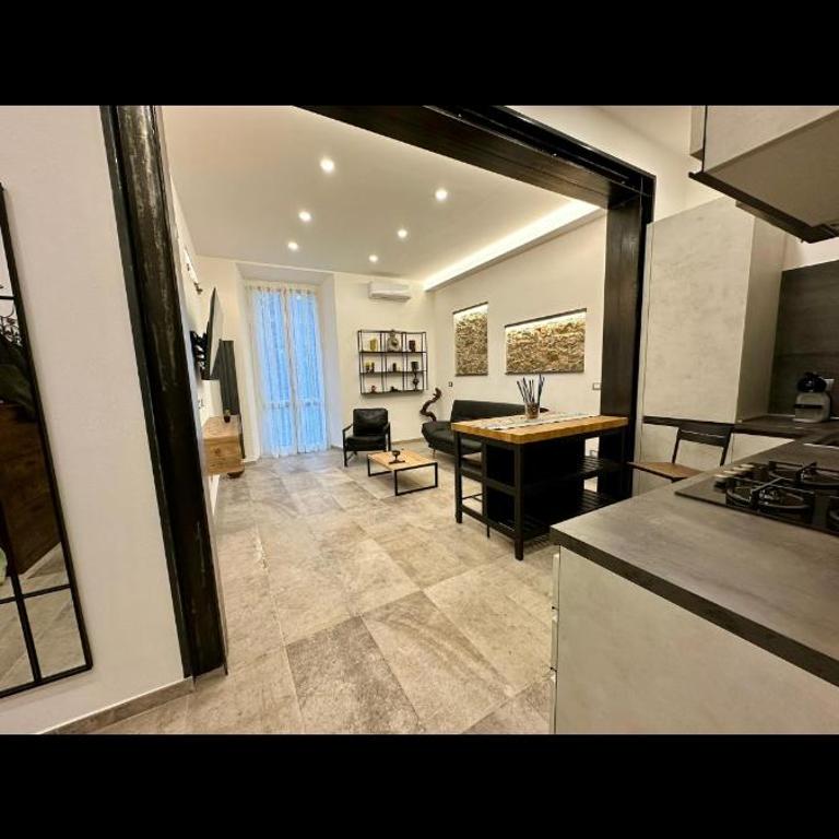 Koman House - Two-Bedroom Apartment - 8