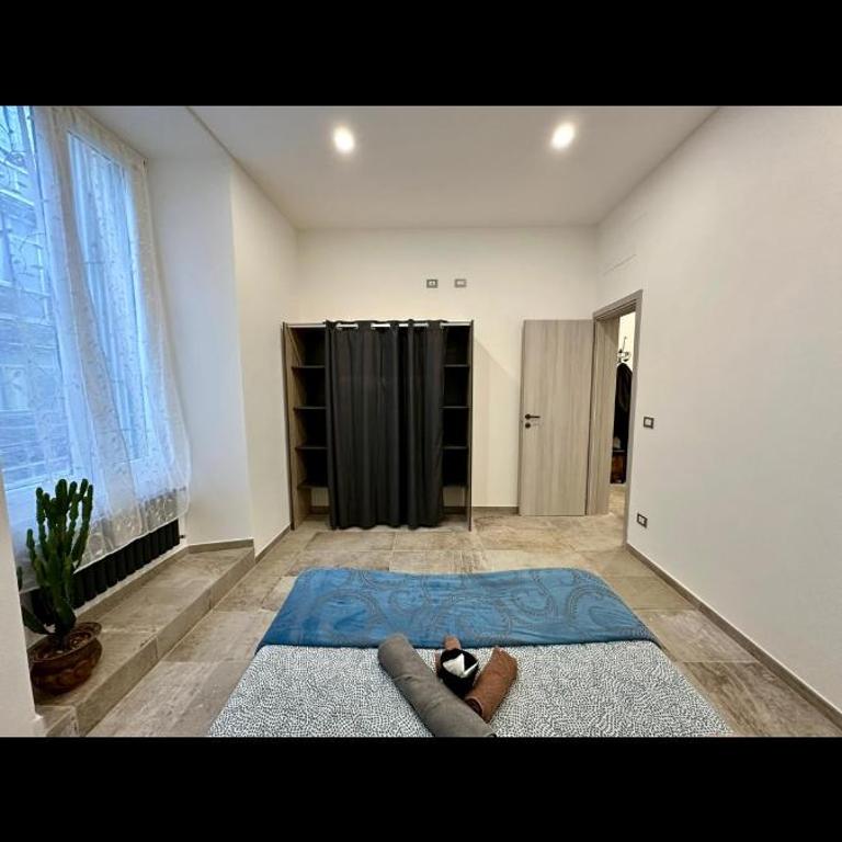 Koman House - Two-Bedroom Apartment - 22