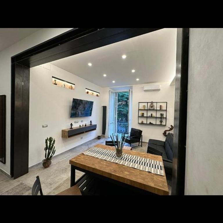 Koman House - Two-Bedroom Apartment - 15