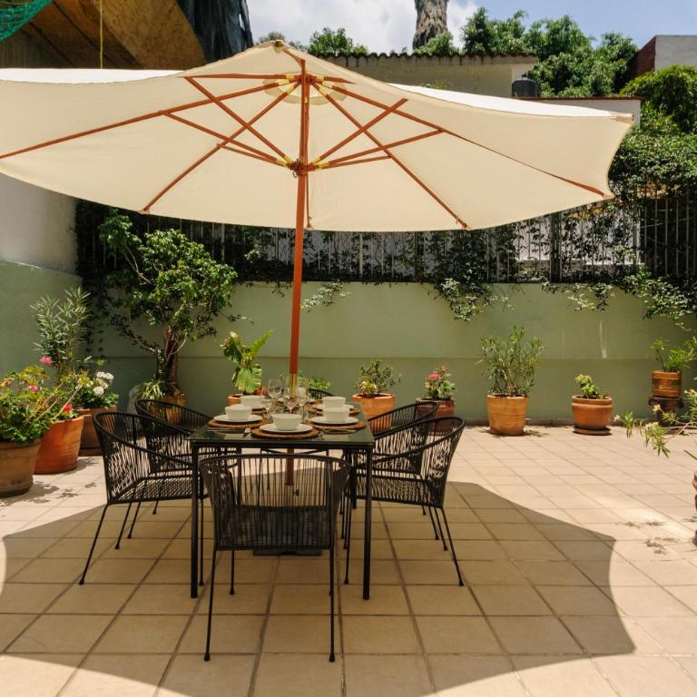 New! Stunning garden house 2 bdr Apt - Two-Bedroom Apartment - 10