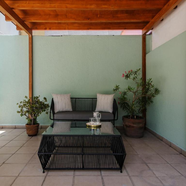 New! Stunning garden house 2 bdr Apt - Two-Bedroom Apartment - 18