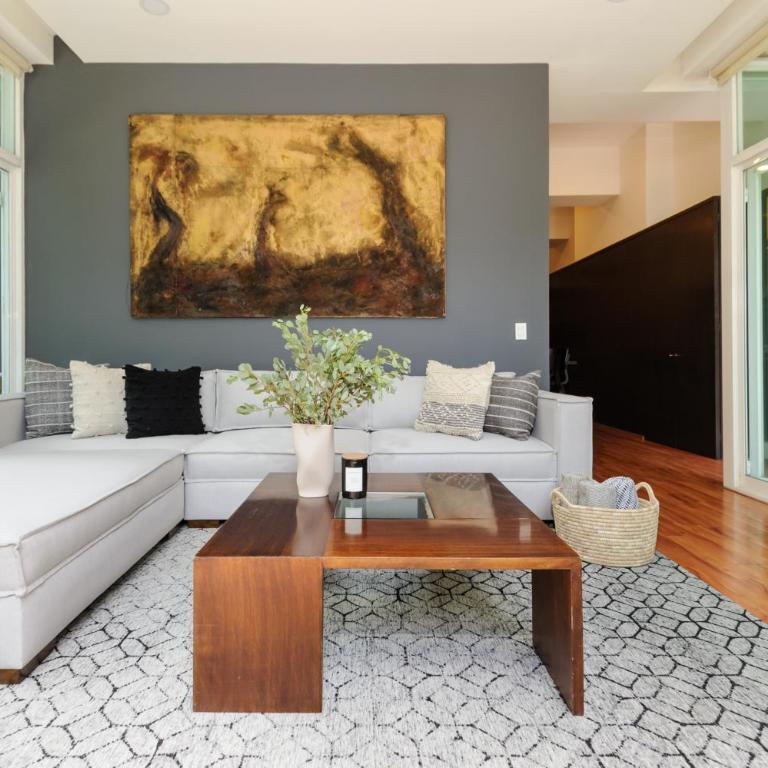 New! Stunning garden house 2 bdr Apt - Two-Bedroom Apartment - 2