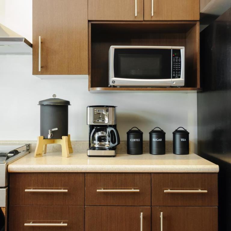 New! Stunning garden house 2 bdr Apt - Two-Bedroom Apartment - 25