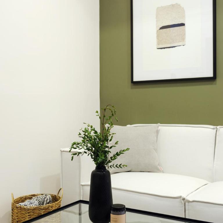 New! Stunning garden house 2 bdr Apt - Two-Bedroom Apartment - 30