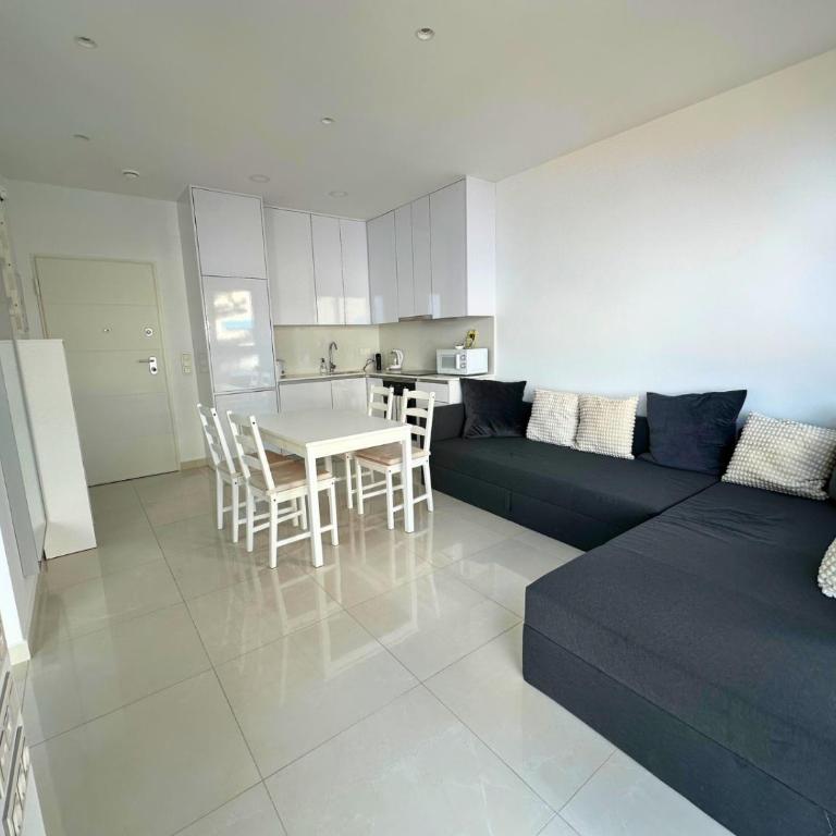 Apartamento Moderno: Primera Línea en Los Locos - Apartment with Sea View - 2