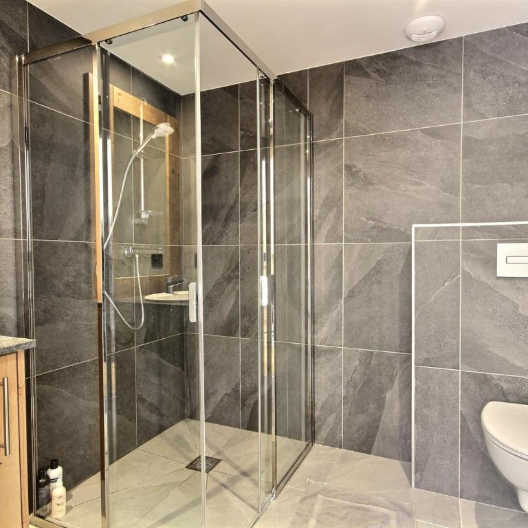 Appartement neuf pour 12 personnes avec Wifi et vue sur Mont Blanc - FR-1-455-251 - Apartment - 8