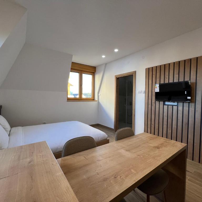 Zlatni Odmor (Centar) - Deluks Studio - 17