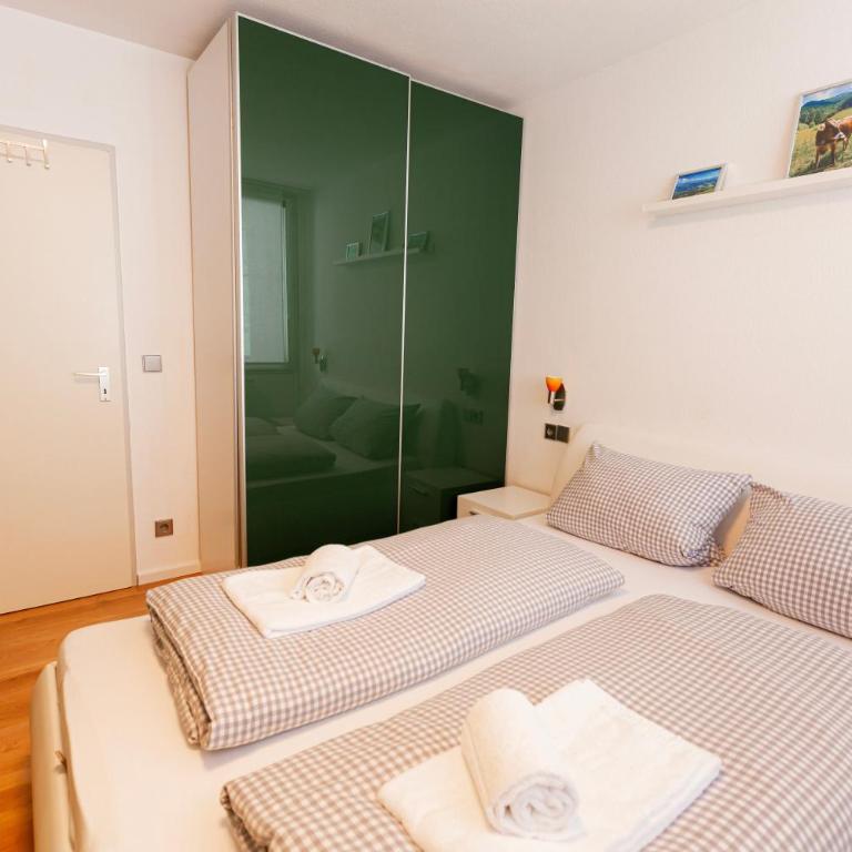 Weideglück-Zentral-Dampfdusche - Deluxe Apartment mit 1 Schlafzimmer und Gartenblick - 10