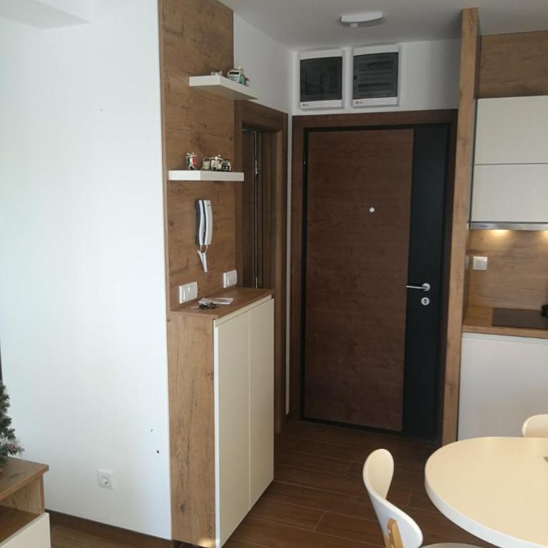 Borovi 2 / Apartman 16 - Studio sa Balkonom - 2