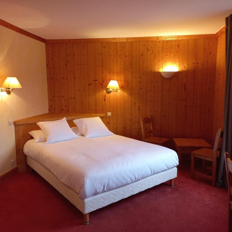 Chalet Hotel Le Mont Bisanne - Dreibettzimmer mit Bergblick - 2