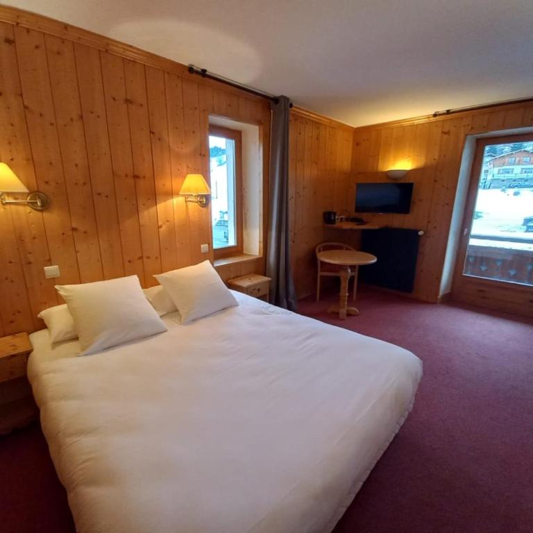 Chalet Hotel Le Mont Bisanne - Doppelzimmer mit Balkon - 3