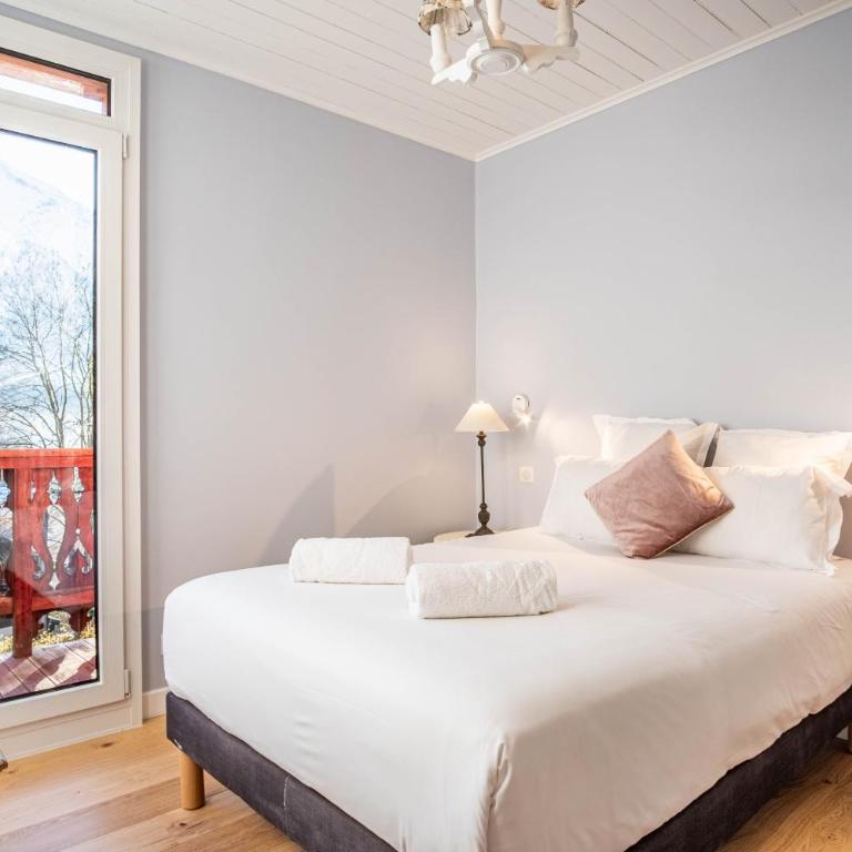 Primerose - Historic Chalet - Garden - Central - 5 bedrooms - Mont-Blanc Views - Chalet - 18