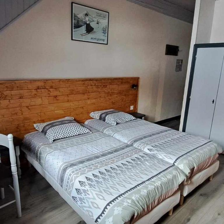 Hotel Valérie - Chambre Lits Jumeaux Sud - Vue sur Montagne - 1