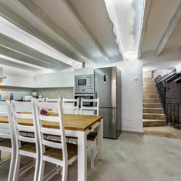 Historic Pollensa Townhouse Casa Roca Horta 4 Bedrooms - Villa de 4 dormitorios - 15