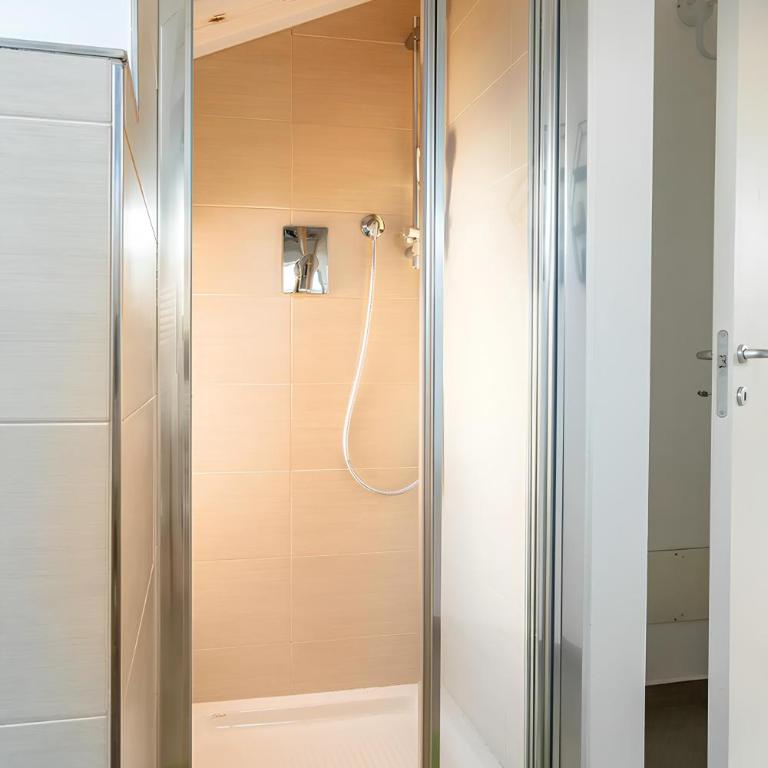 Trieste Sky - One-Bedroom Apartment - 9