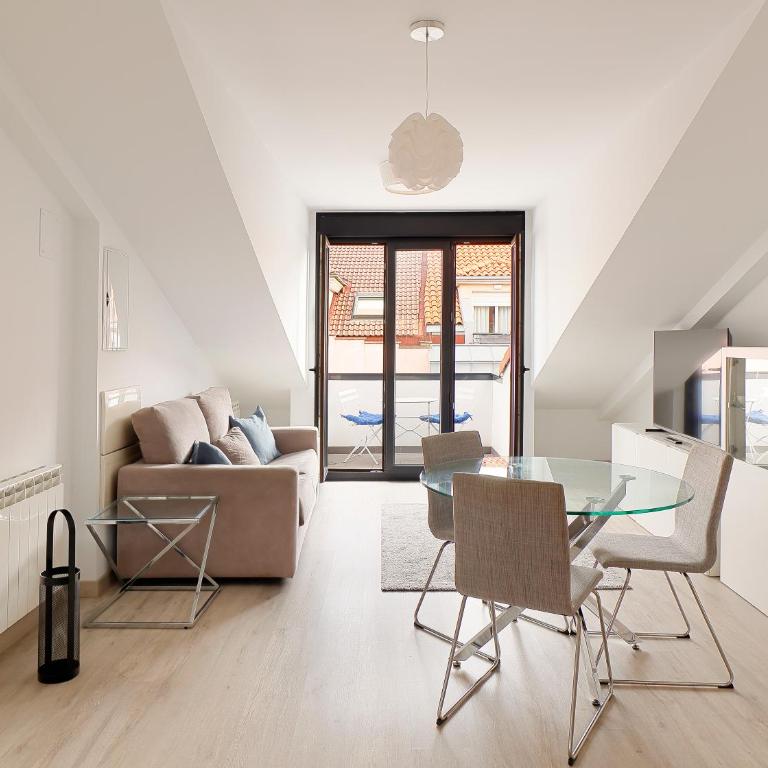 Ático con terraza en playa de San Lorenzo - Apartamento de 1 dormitorio - 7