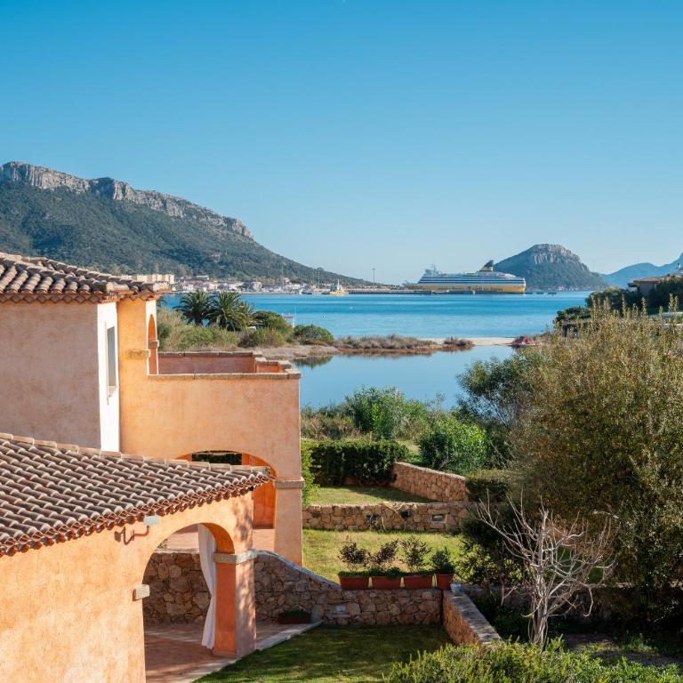 Villaggio Perlacea - Your House in Sardinia - Appartamento con 2 Camere da Letto, Terrazza e Vista Mare - 4