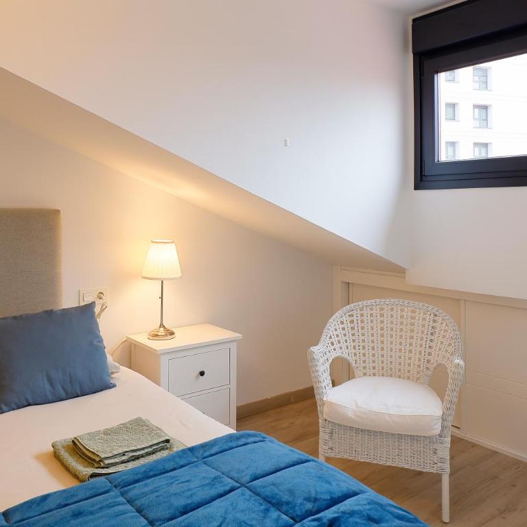 Ático con terraza en playa de San Lorenzo - Apartamento de 1 dormitorio - 18