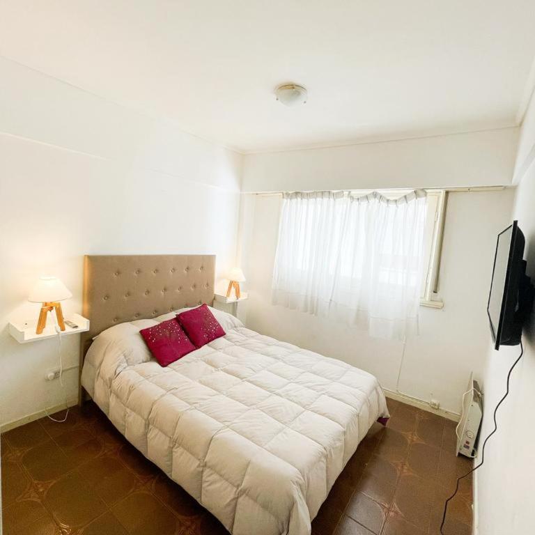 DEPARTAMENTO UNA CUADRA DEL MAR - La Perla - SE RESERVA CON SEÑA - One-Bedroom Apartment - 3