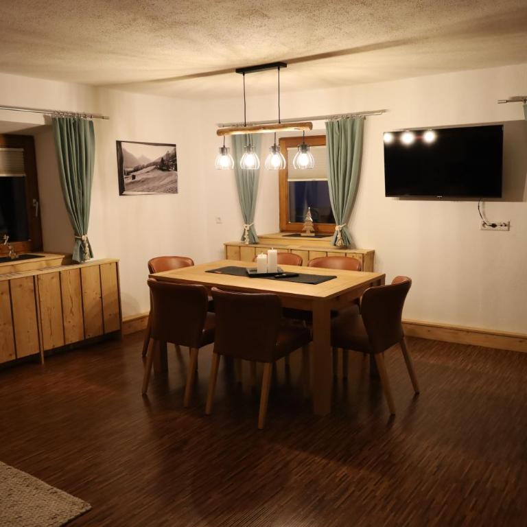 Ferienwohnung Kindl Manuela - Apartment mit 3 Schlafzimmern und Balkon - 3