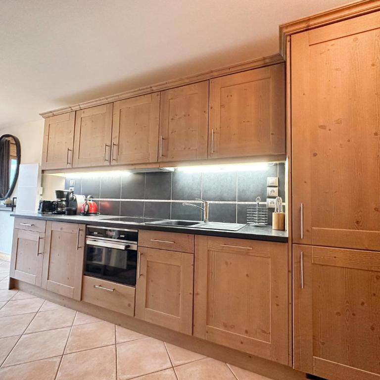 Appartement duplex spacieux avec piscine et WiFi à Samoëns - FR-1-624-9 - Appartement (10 Adultes) - 12