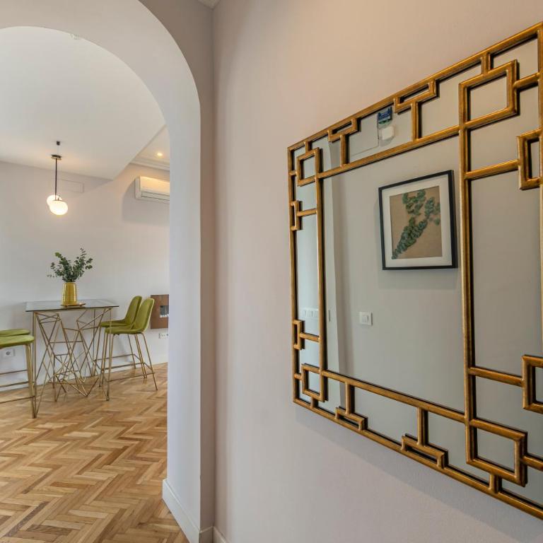 ISG Apartments The most Exclusive apartment in Sevillaparking - Apartamento de 2 dormitorios - 90