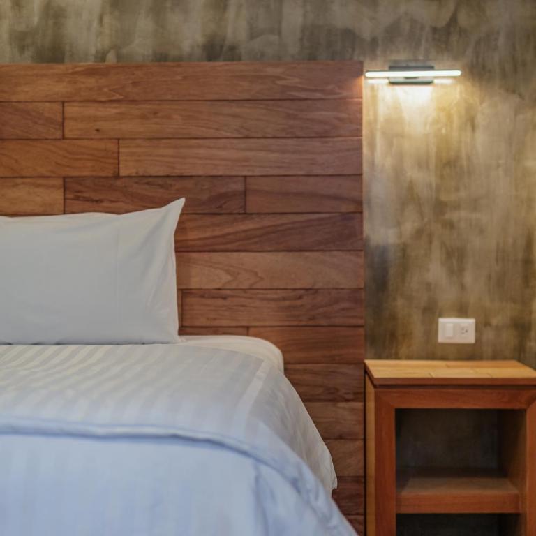 Hotel Casa 57 - Standard King Room - 4