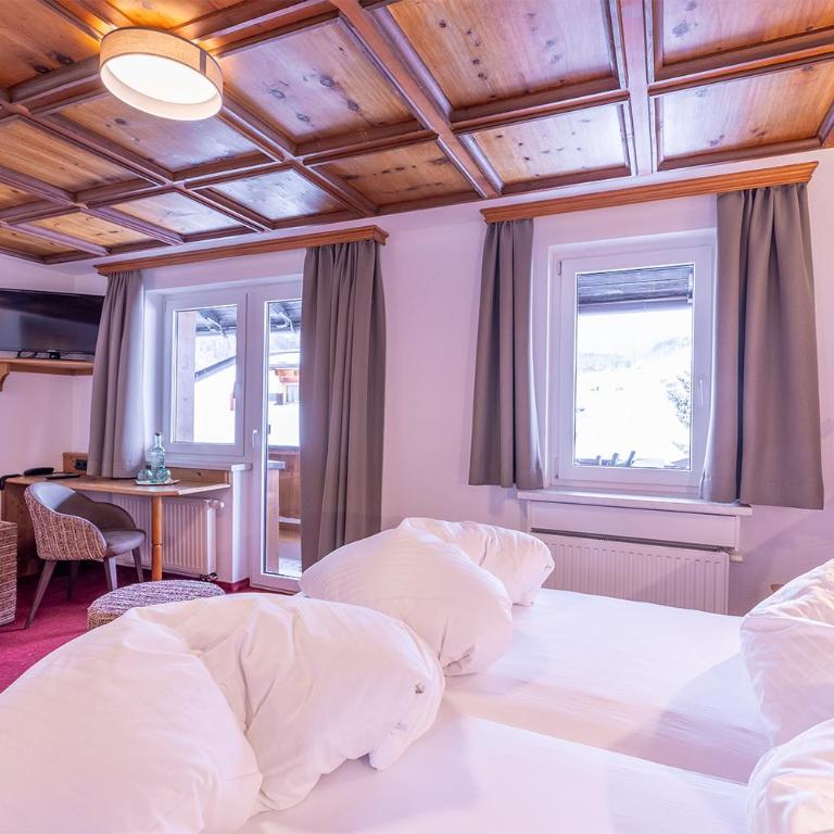 Hotel Sonnenheim - Deluxe Doppelzimmer mit Balkon - 32