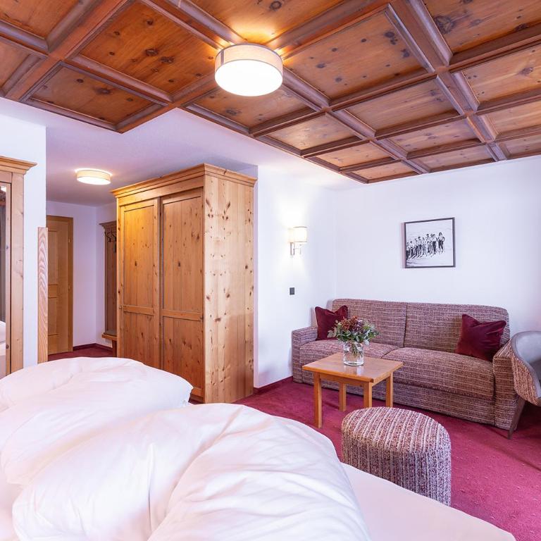 Hotel Sonnenheim - Deluxe Doppelzimmer mit Balkon - 28