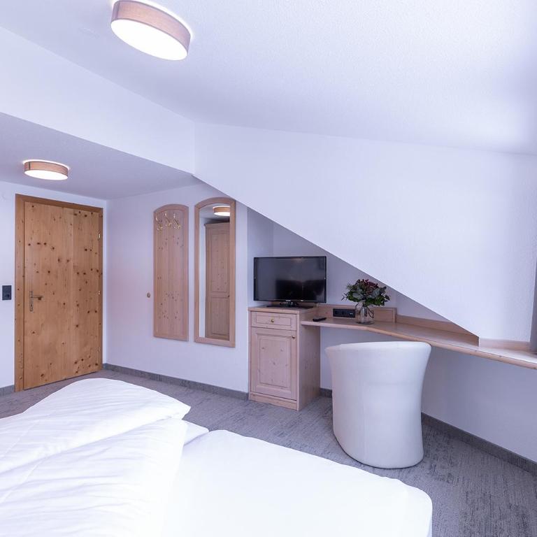 Hotel Sonnenheim - Familiensuite - 23