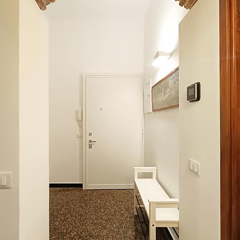 Ravecca Corner centro citta' - Appartamento con 2 Camere da Letto - 14