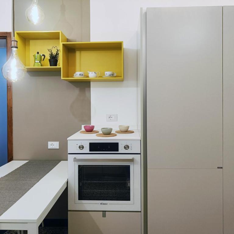 Ravecca Corner centro citta' - Appartamento con 2 Camere da Letto - 43