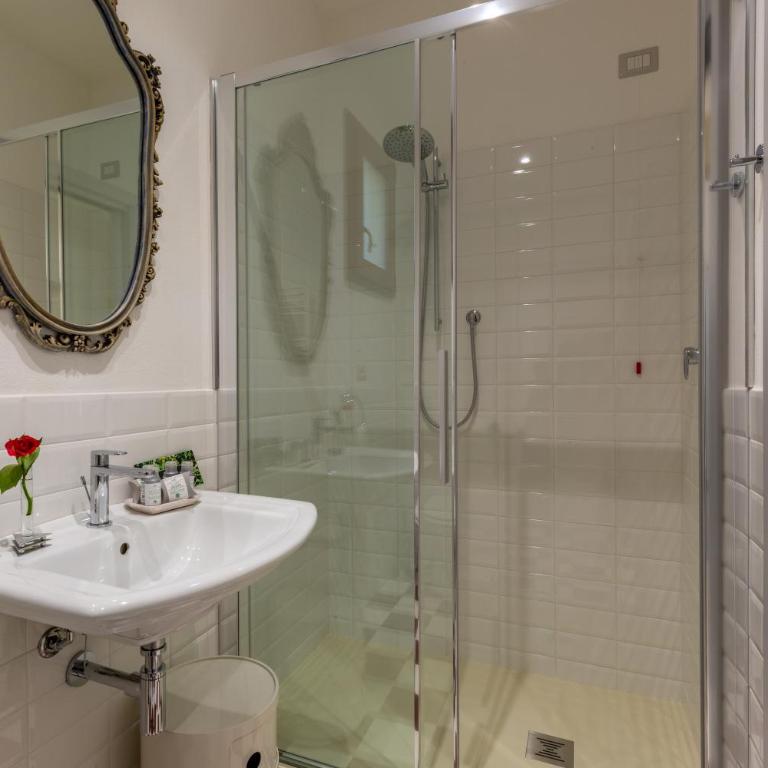 MCH Marina Charming House - Elegant Stay in Cagliari - Appartamento con 1 Camera da Letto e Terrazza - 22