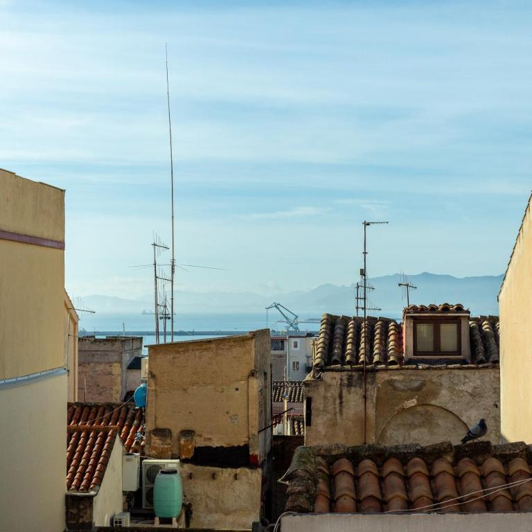 MCH Marina Charming House - Elegant Stay in Cagliari - Appartamento con 1 Camera da Letto e Terrazza - 42