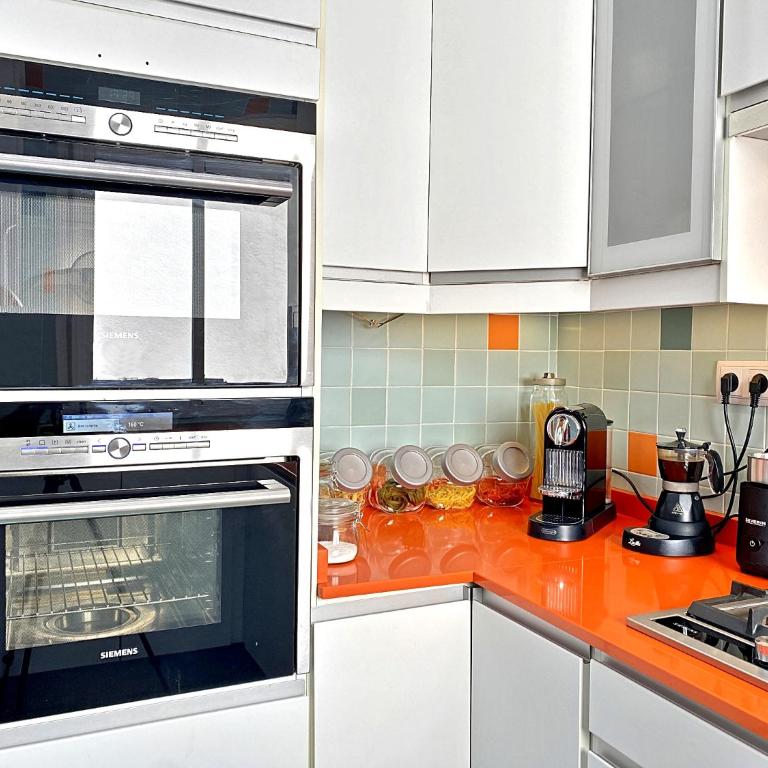 Cómoda Habitación Doble cerca de los lugares emblemáticos de Madrid - Habitación Doble - 1 o 2 camas - 16