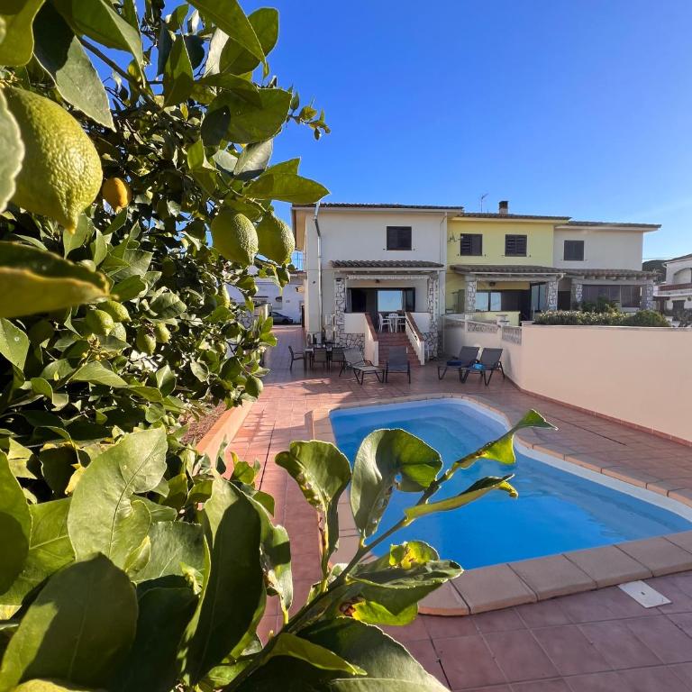 CASA PUIG, Piscina Privada ,Aire Acondicionado Free - Casa de 3 dormitorios - 40