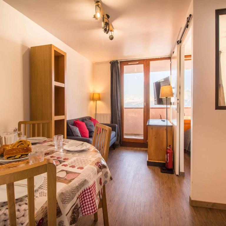 15 Grande Ourse sleeps 4/5 Vallandry - Les Arcs - Appartement 2 Chambres - 8