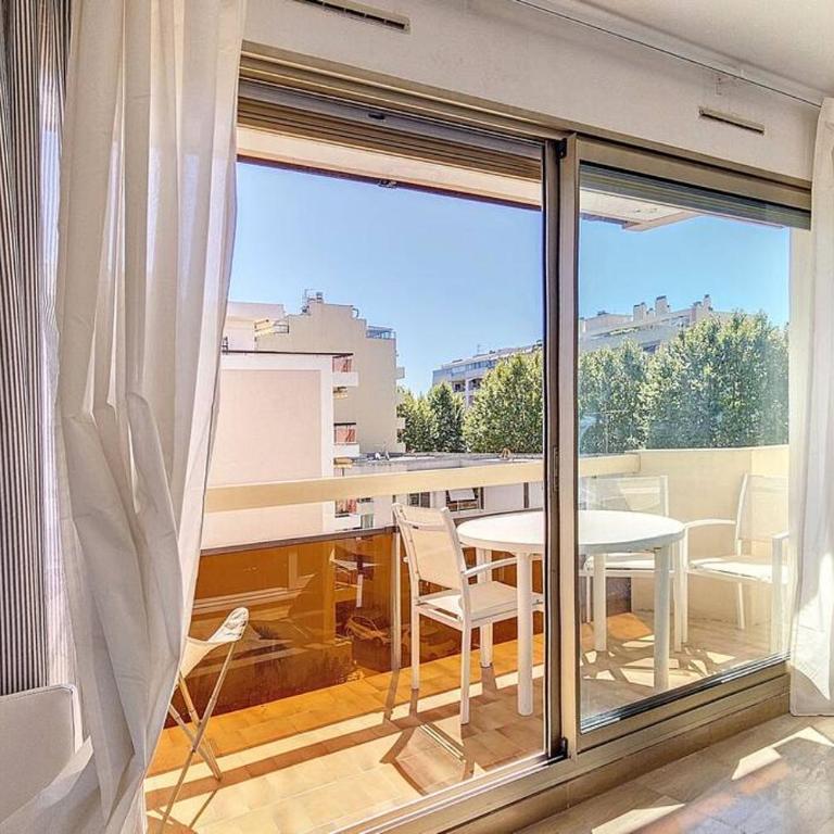 Spacieux studio à 150m de la plage 2 terrasses - Studio - 3
