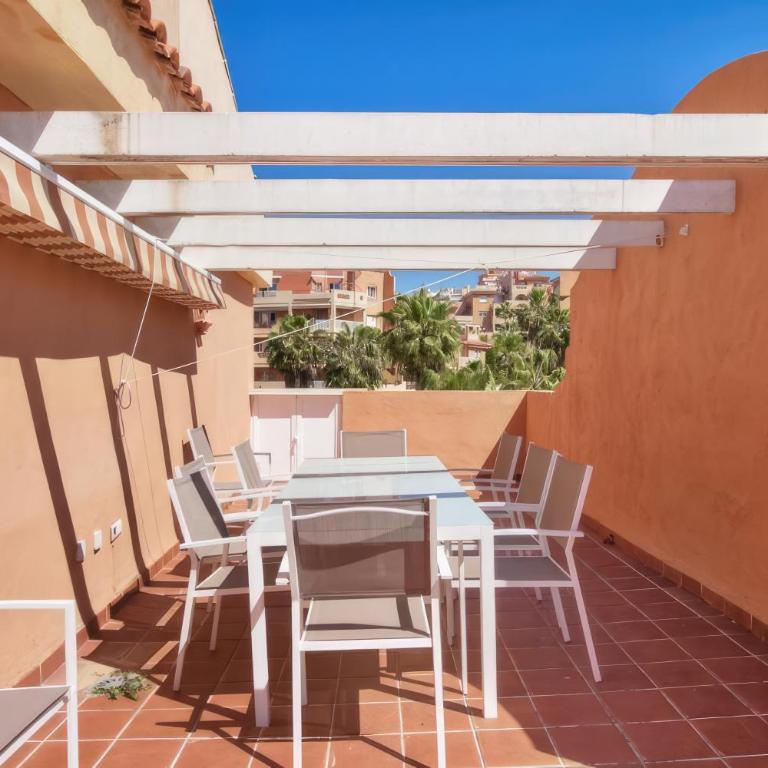 Precioso ático con vistas al mar - Two-Bedroom Apartment - 13