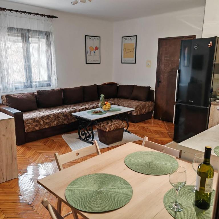 Apartman 25 - Apartman sa 2 Spavaće Sobe - 23