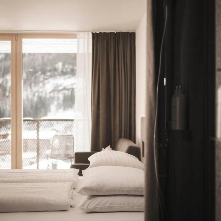 Sportlers Lodge Sölden lifestyle-lässig-anders - Premium Doppelzimmer mit Balkon - 3