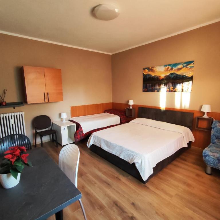 B&B Bella Garbatella - Camera Quadrupla con Bagno Privato - 1