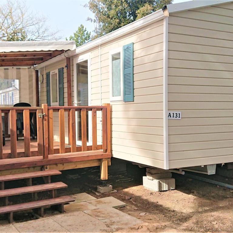 Mobile Home - Sleeps 4 - Parking - Family Pools - Chambre Double - Vue sur Parc - 1