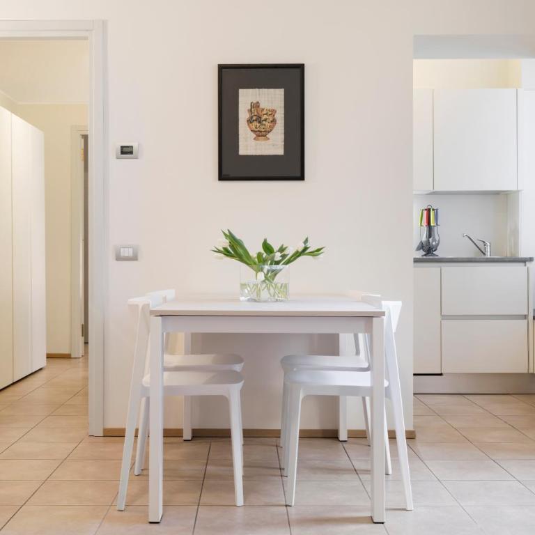 Domus Apartments Como - by Relais Di Giada - Appartamento con Balcone - 6