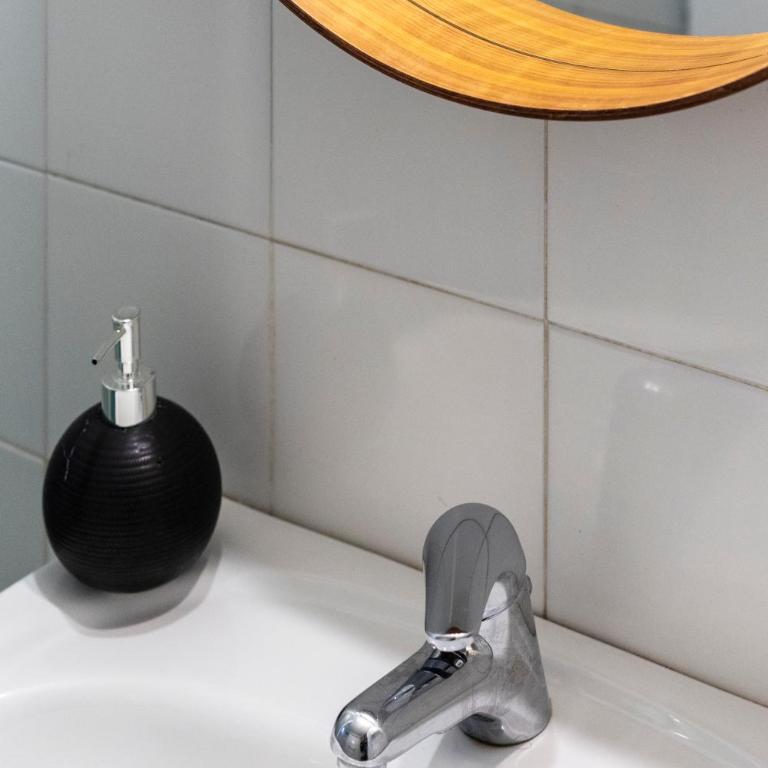 [Piazza Pitti]Luminoso Appartamento con Terrazzo e Parcheggio su richiesta - Appartamento con 1 Camera da Letto - 30