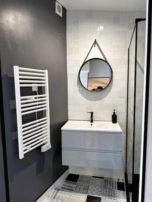 Loft O'Chalet - 10 min GARE - PARKING PRIVÉ - Appartamento con 1 Camera da Letto - 37