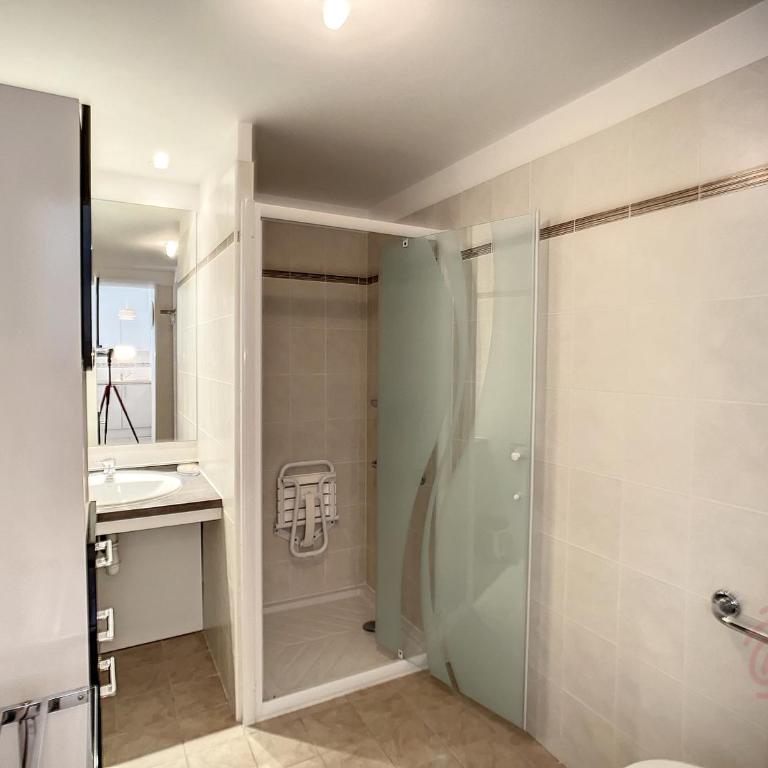 Appartement F2 climatisé avec terrasse, parking privé, à 700m des Thermes de Lamalou-les-Bains - FR-1-451-168 - Appartamento con 1 Camera da Letto - 11