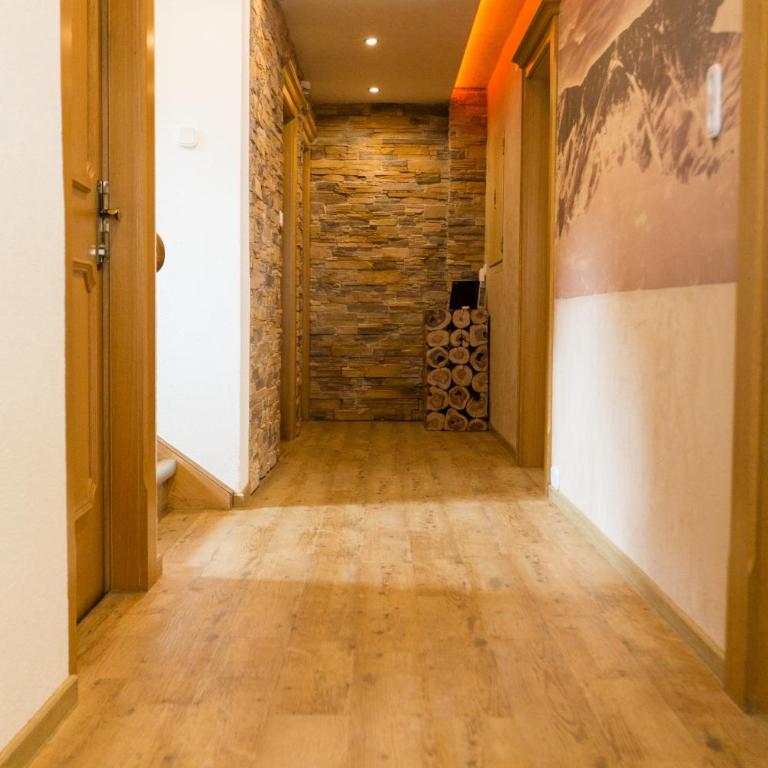 Alpinhome - Ferienhaus - 6