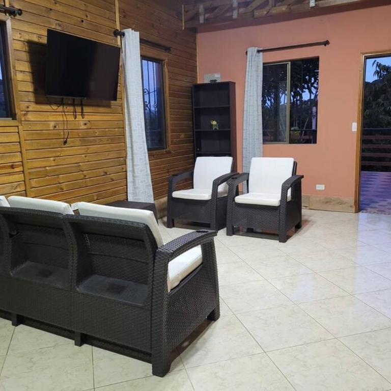 Mirador del Valle y el Río San Rafael - Casa de 3 dormitorios - 16