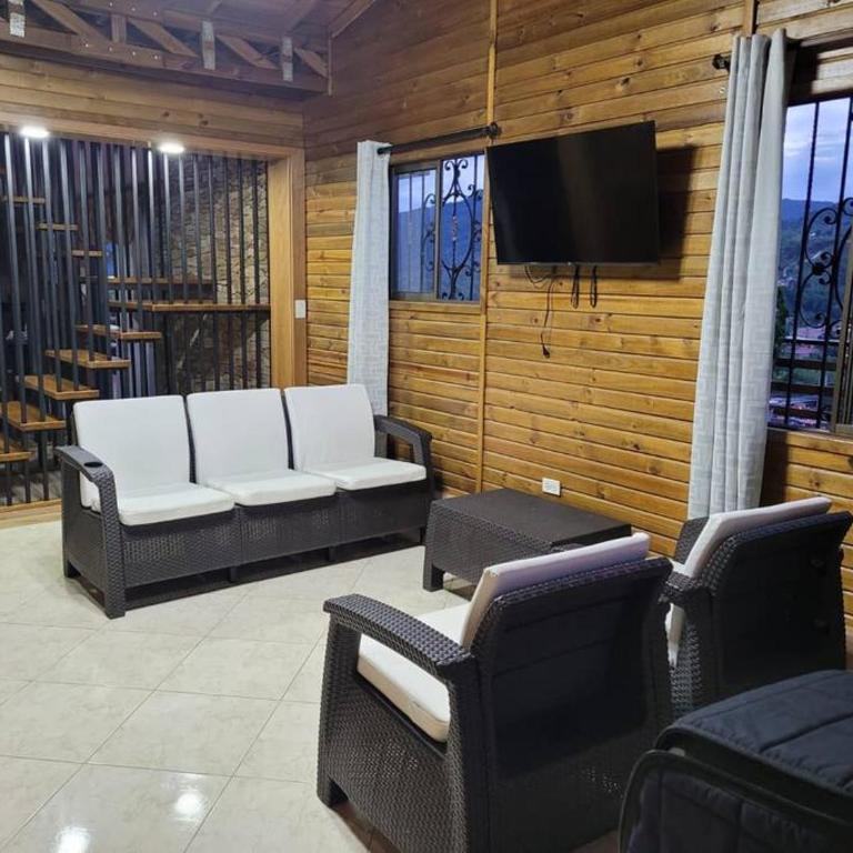 Mirador del Valle y el Río San Rafael - Casa de 3 dormitorios - 23